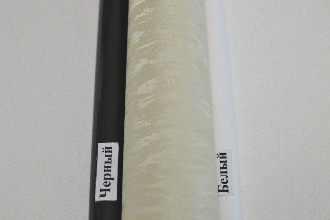 Обои виниловые на флизелиновой основе ArtGrand Bravo оливковый 1,06 х 10,05м (81132BR28)