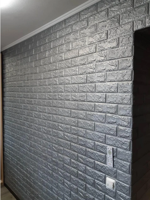 Панель стінова самоклеюча декоративна 3D під цеглу сірий 700 х 770 х 5 мм, серый