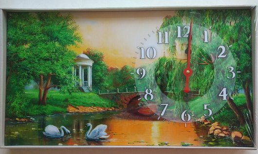 Часы настенные на холсте без стекла Озеро с лебедями 30 см х 53 см