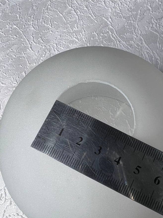 Плафон для люстры, диаметр верхнего отверстия 4.2см мал, высота 10,2 см, Белый