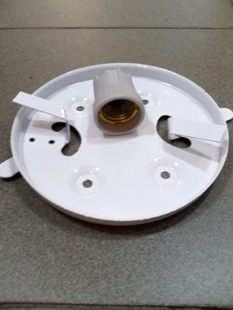 Настенный и потолочный светильник "Таблетка" 1 лампа белый диаметр 22 см