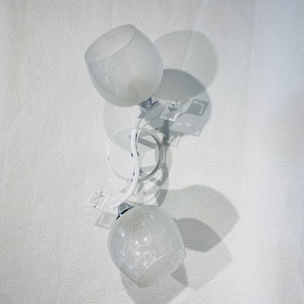 Люстра 2 лампы, белая в гостиную, спальню стекло в классическом стиле (XA1276/2), Белый, Белый