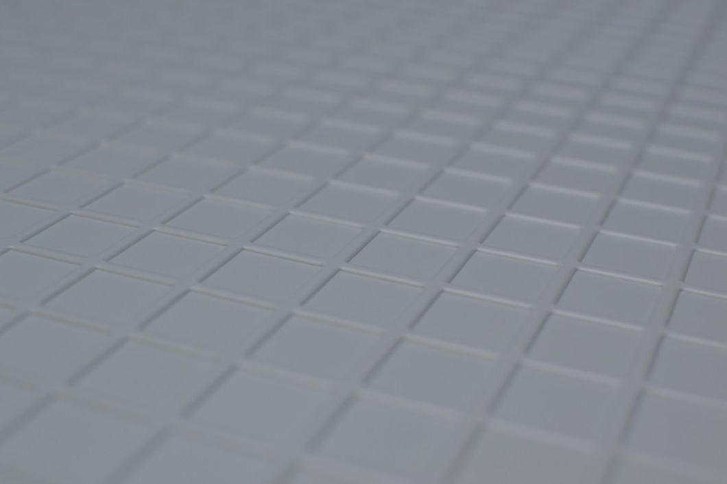 Панель стеновая декоративная пластиковая камень ПВХ "Пиленый Настоящий Серый" 978 мм х 496 мм, серый, серый