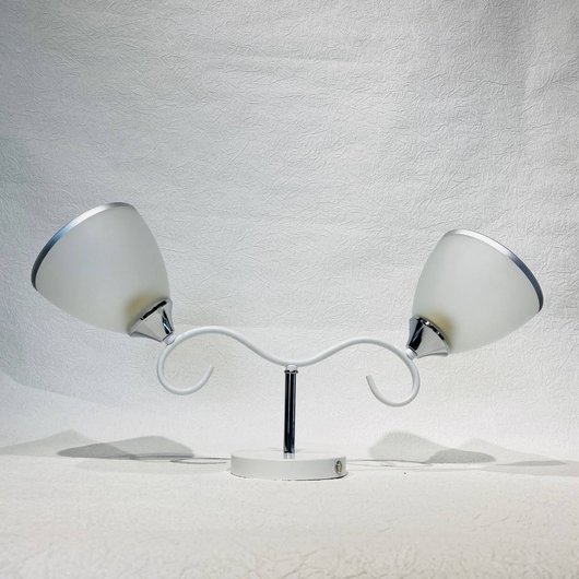 Люстра 2 лампы, белая в гостиную, спальню стекло в классическом стиле (XA1451B/2), Белый